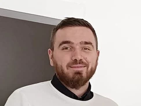 Maxence Médard, fondateur de Webomax, studio de création de sites web et logiciels à Troyes